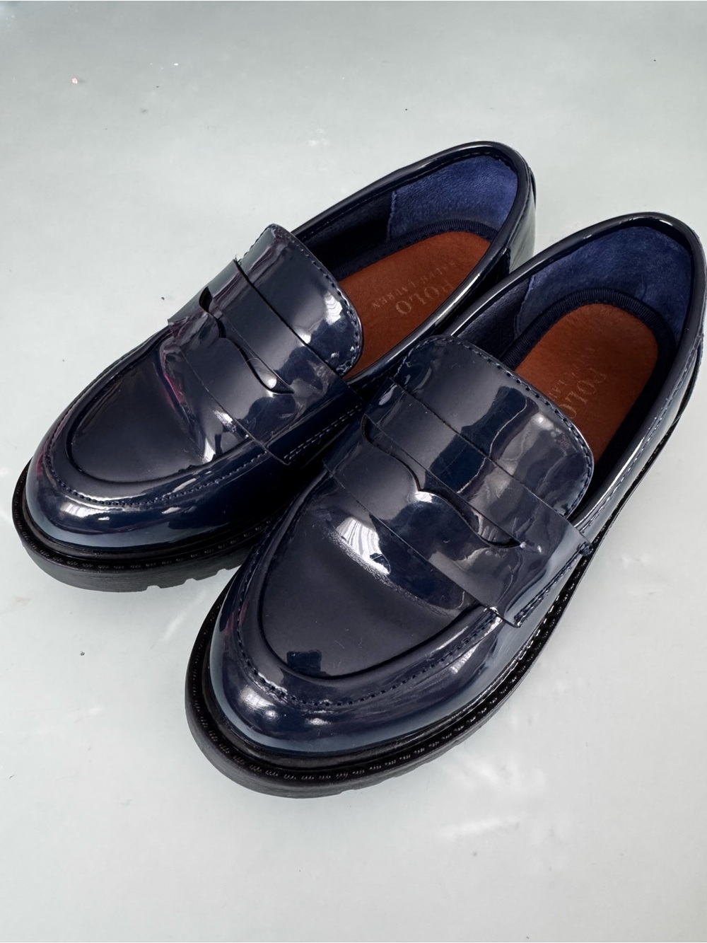 Polo Ralph Lauren Loafers in Navy patent leather for girls.